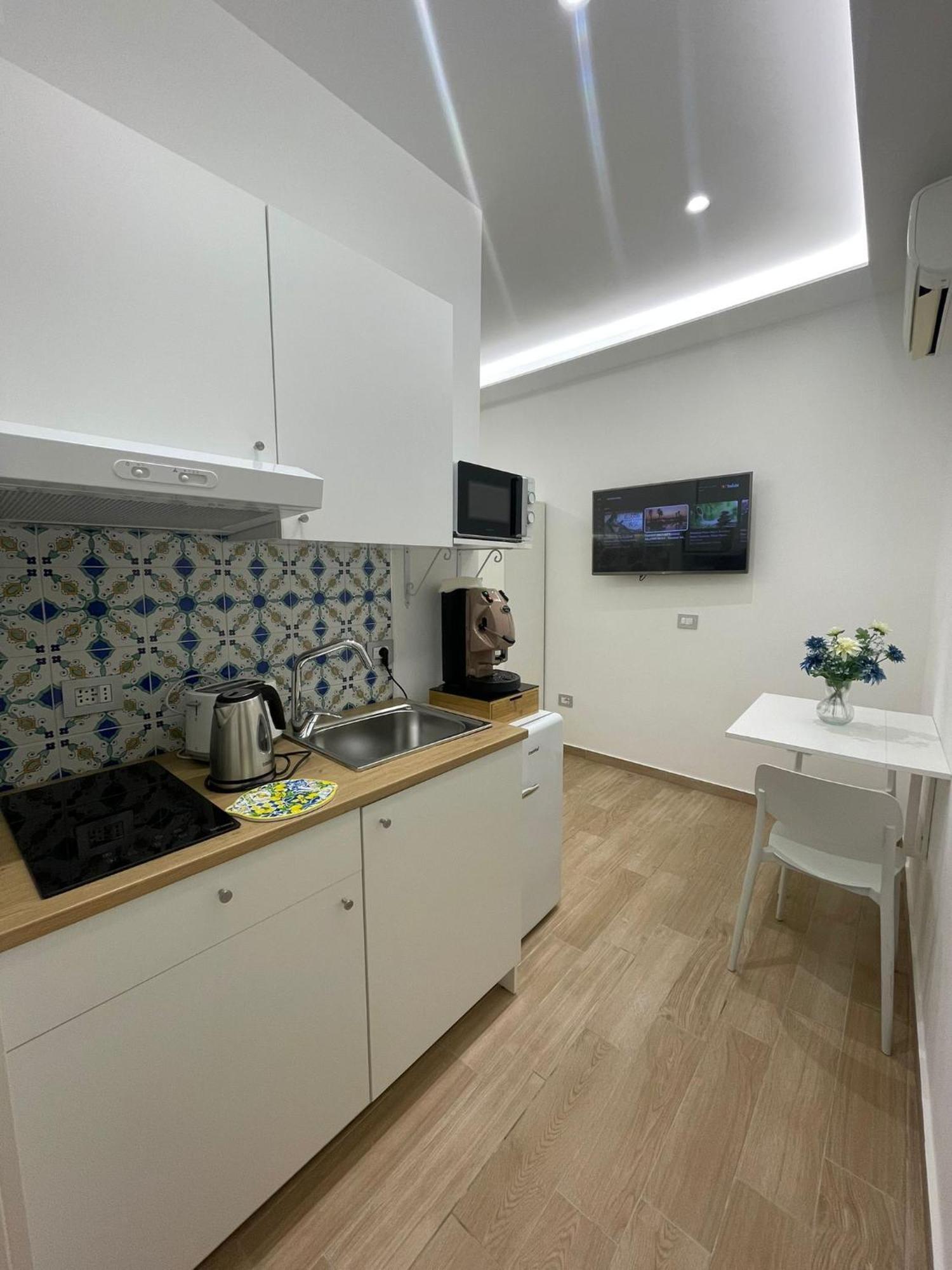 Apartament Civico 14 Chiaia Neapol Zewnętrze zdjęcie